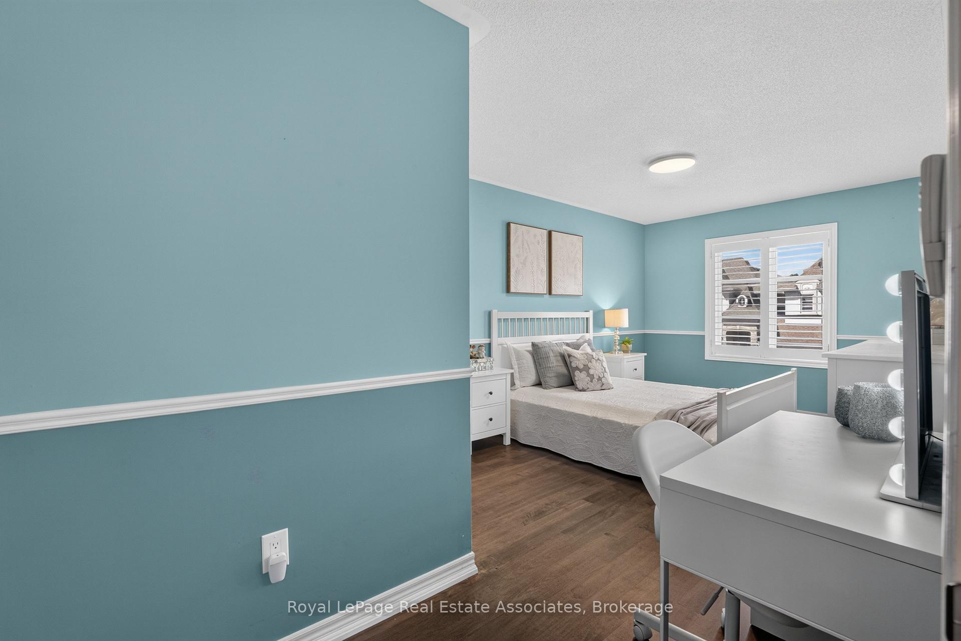 Photo 34 of 2320 Wuthering Heights Way, Oakville, Bronte Creek — HOMEH