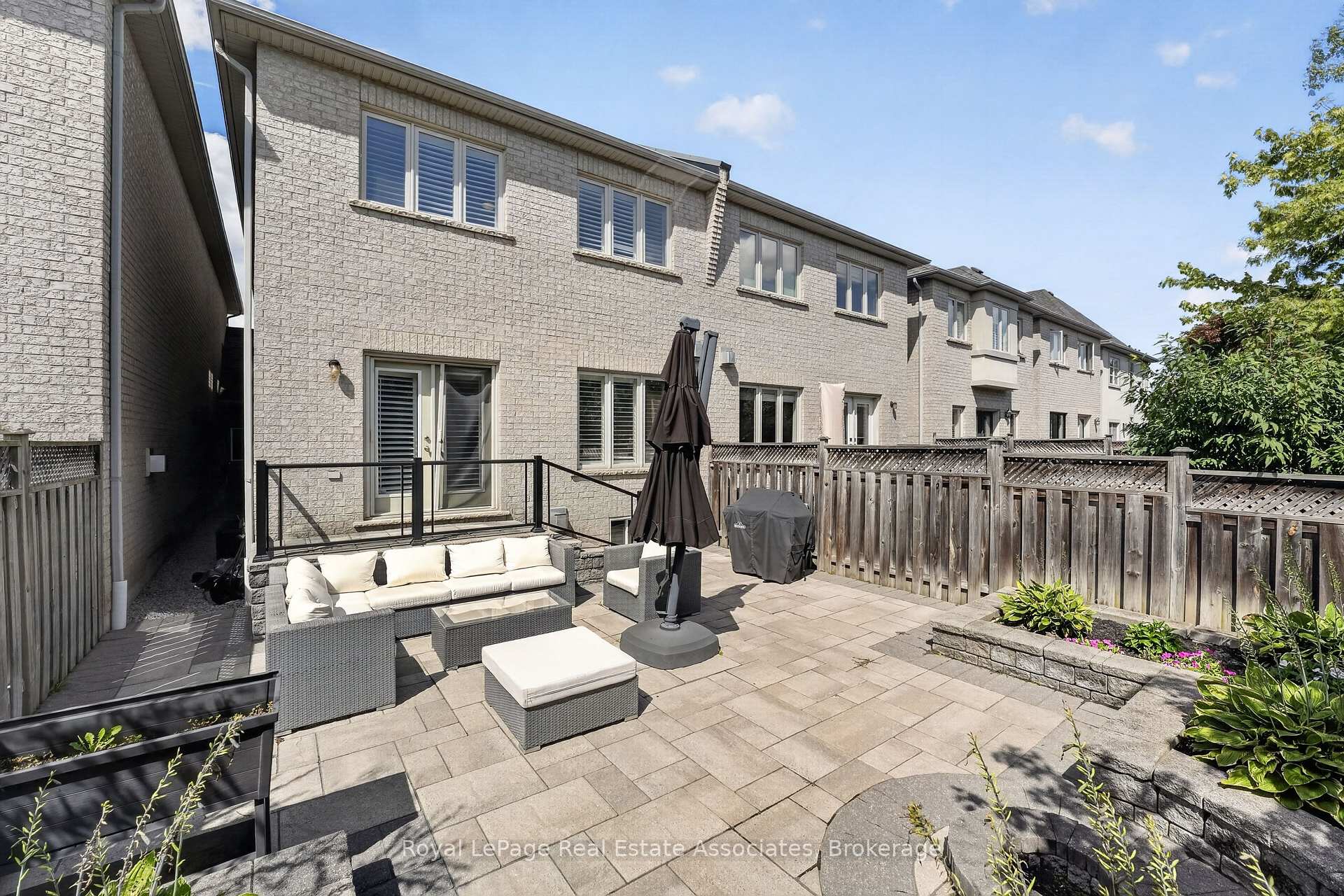 Photo 46 of 2320 Wuthering Heights Way, Oakville, Bronte Creek — HOMEH