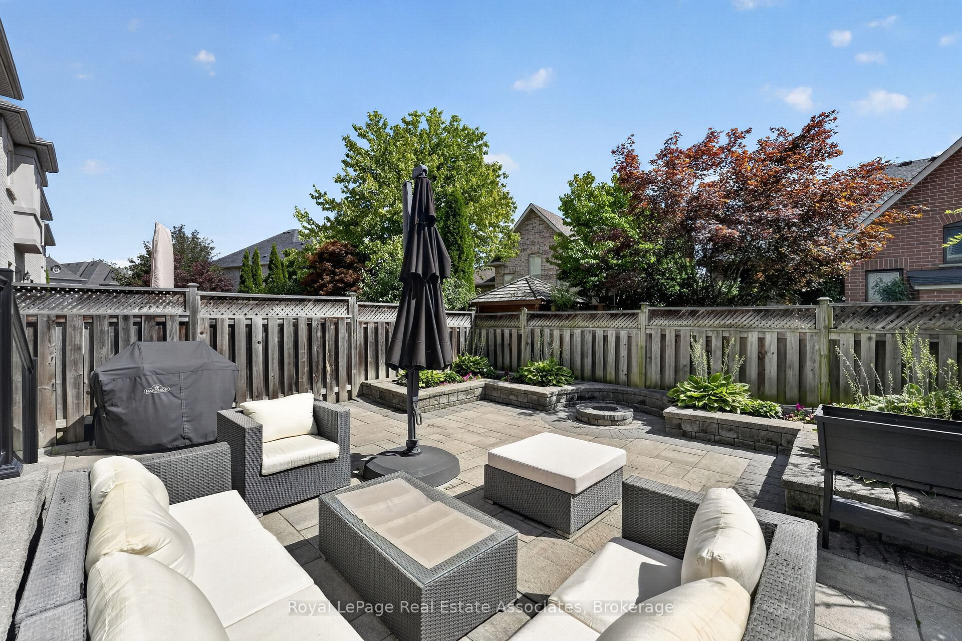 Photo 47 of 2320 Wuthering Heights Way, Oakville, Bronte Creek — HOMEH