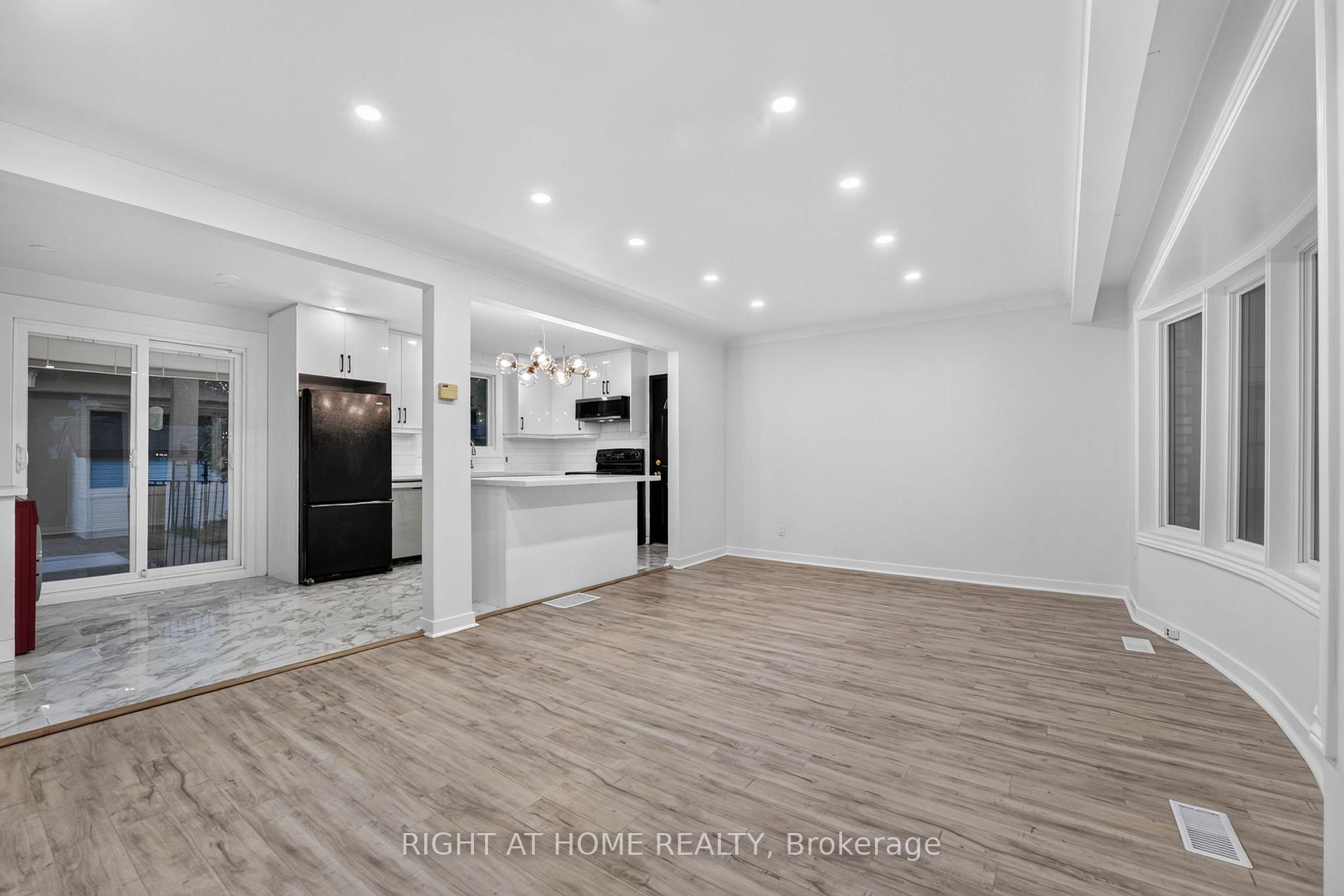 Photo 6 of 19 Brentwood Drive, St. Catharines, Carlton/Bunting — HOMEH