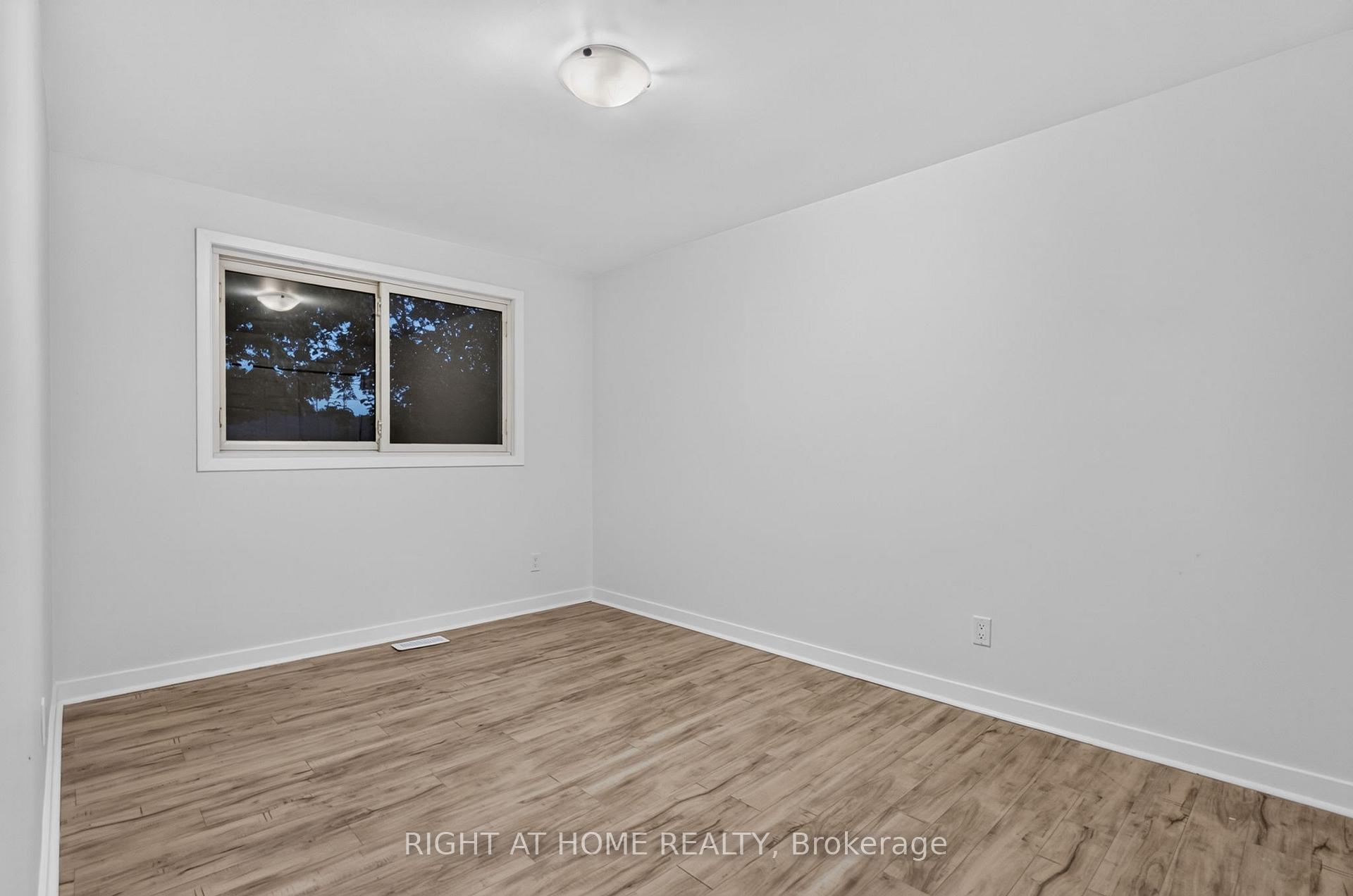 Photo 19 of 19 Brentwood Drive, St. Catharines, Carlton/Bunting — HOMEH