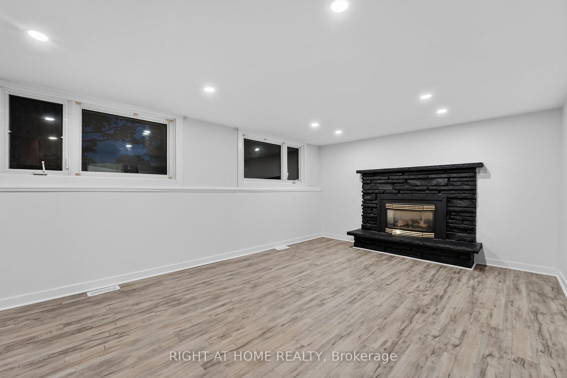 Photo 25 of 19 Brentwood Drive, St. Catharines, Carlton/Bunting — HOMEH