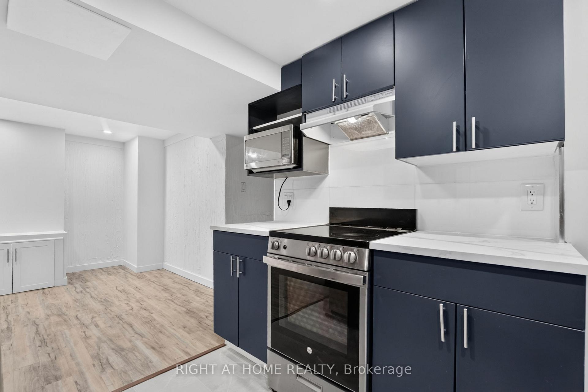 Photo 36 of 19 Brentwood Drive, St. Catharines, Carlton/Bunting — HOMEH