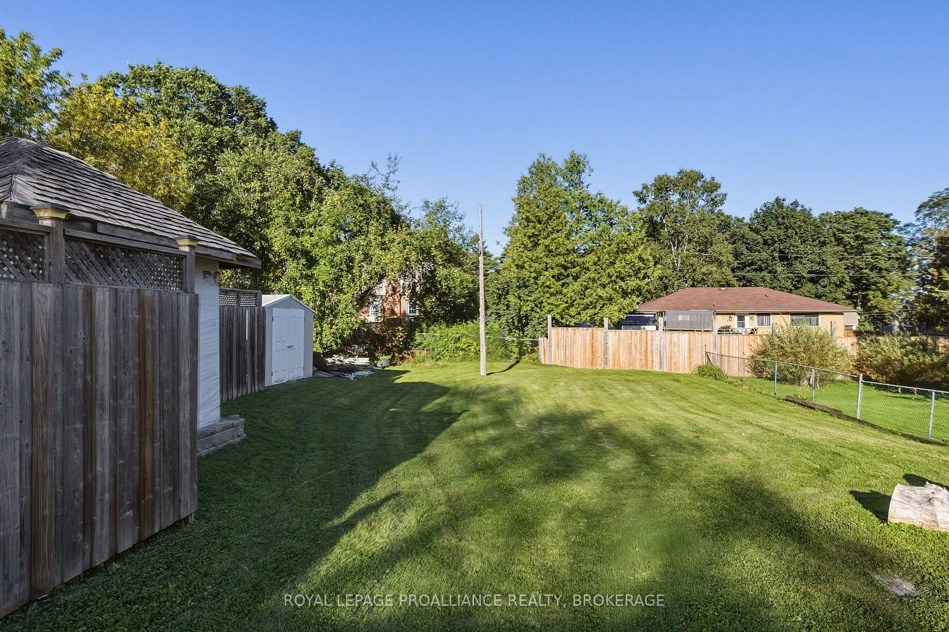 Photo 16 of 420 Maple Ridge Drive, Kingston, South of Taylor-Kidd Blvd — HOMEH