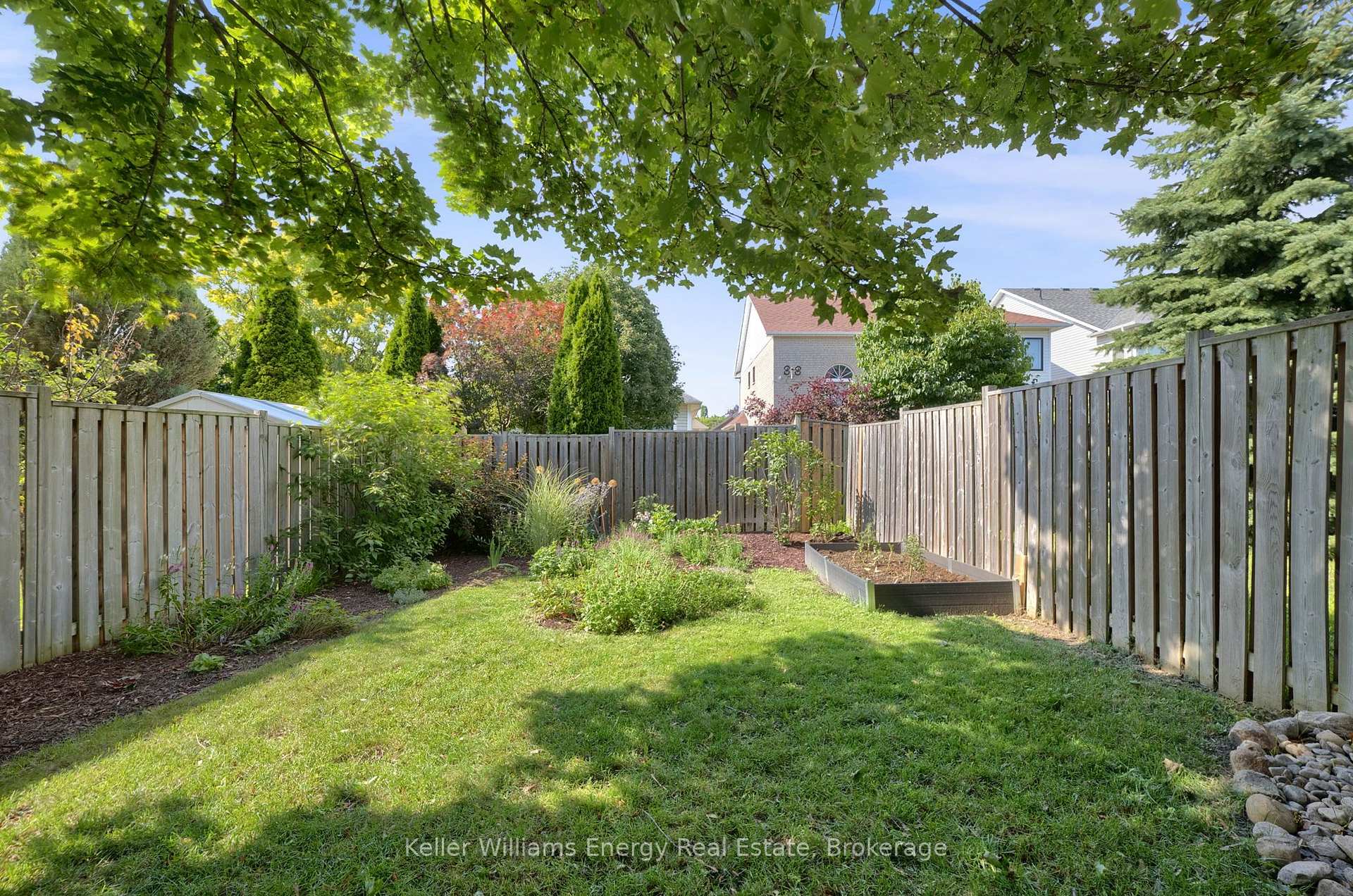 Photo 42 of 4 Primeau Avenue, Whitby, Brooklin — HOMEH