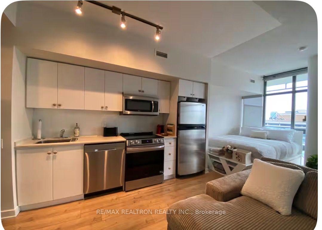 Photo 8 of Unit 2404, 33 Charles Street E, Toronto, Church-Yonge Corridor — HOMEH