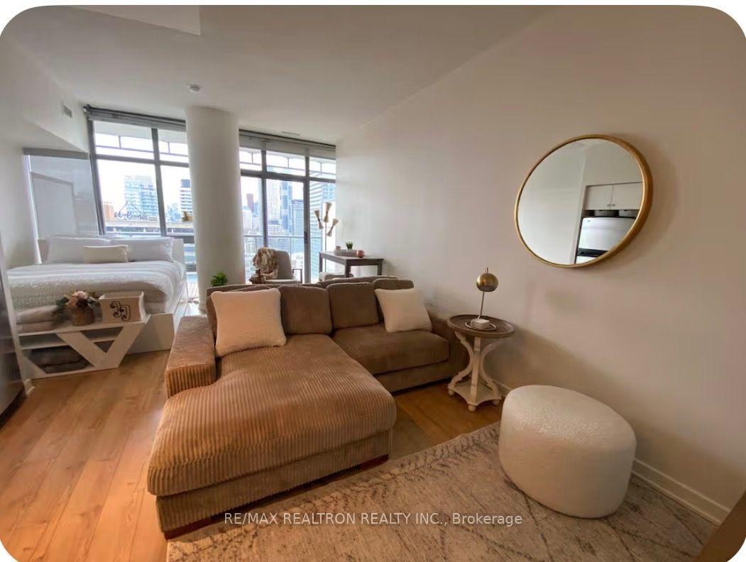 Photo 12 of Unit 2404, 33 Charles Street E, Toronto, Church-Yonge Corridor — HOMEH