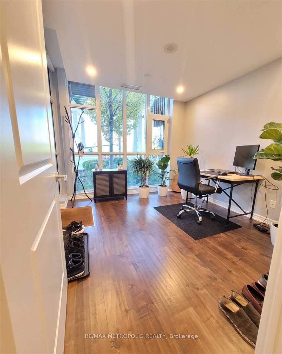 Photo 3 of Unit 125, 35 Bastion Street, Toronto, Niagara — HOMEH