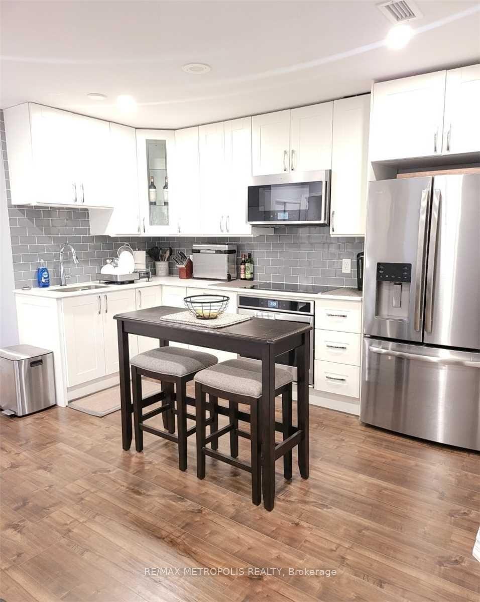 Photo 4 of Unit 125, 35 Bastion Street, Toronto, Niagara — HOMEH