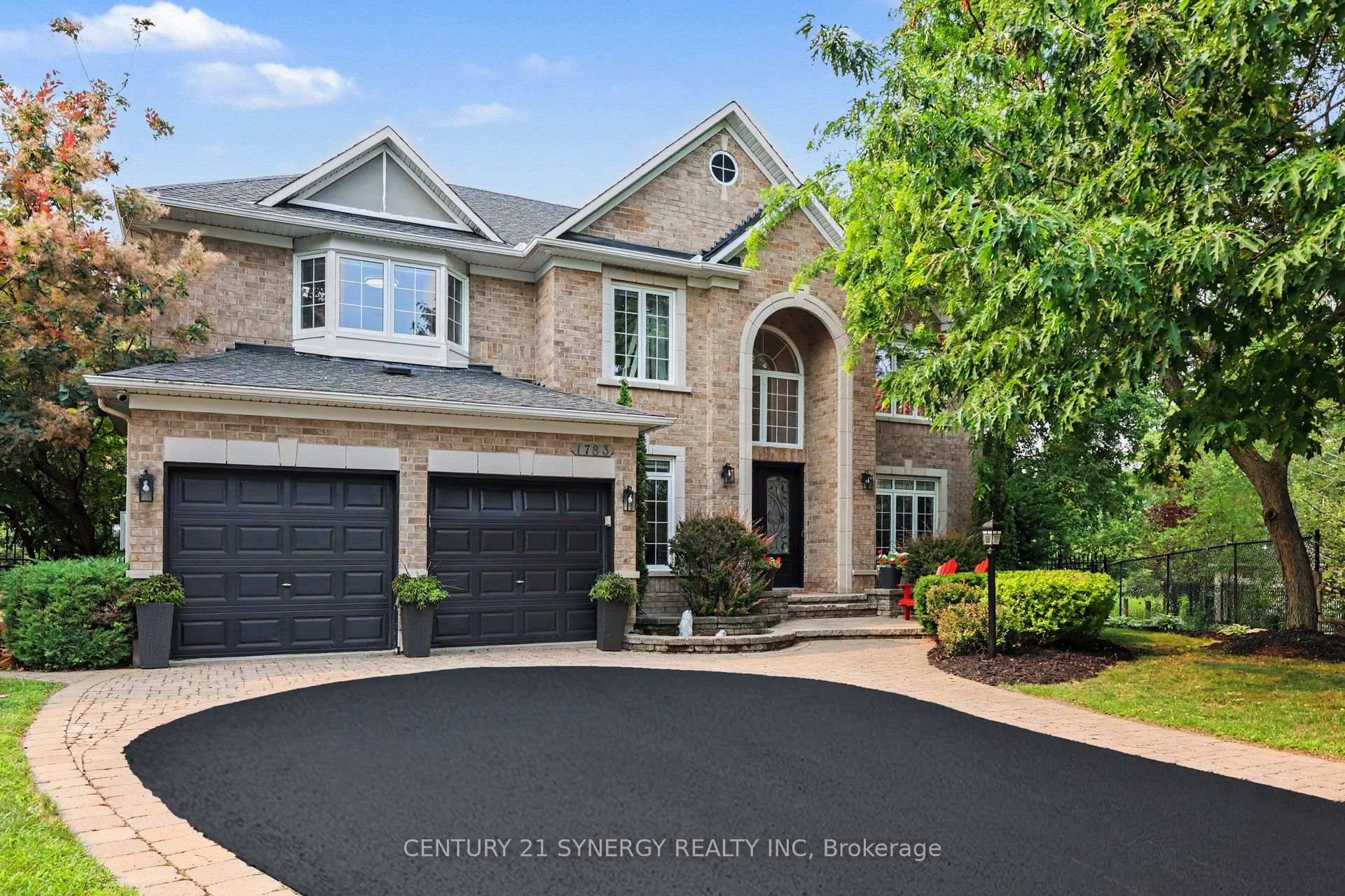 Photo of 1783 Heatherstone Crescent