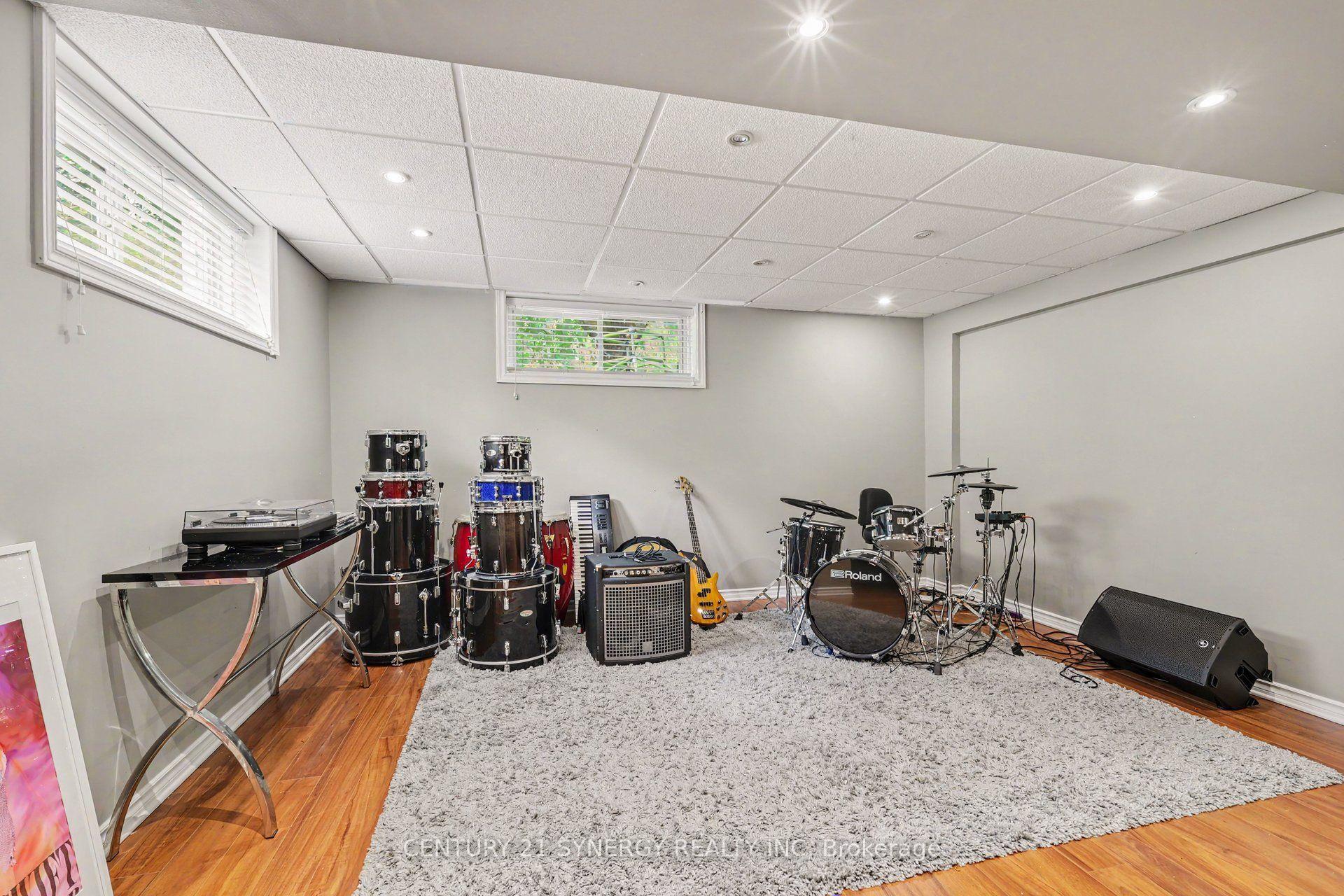 Photo 38 of 1783 Heatherstone Crescent, Ottawa, Springridge/East Village — HOMEH