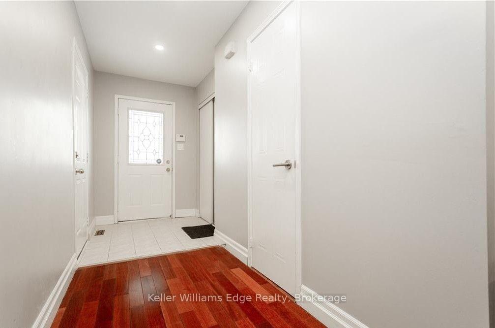 Photo 2 of Unit 32, 2920 Headon Forest Drive, Burlington, Headon — HOMEH