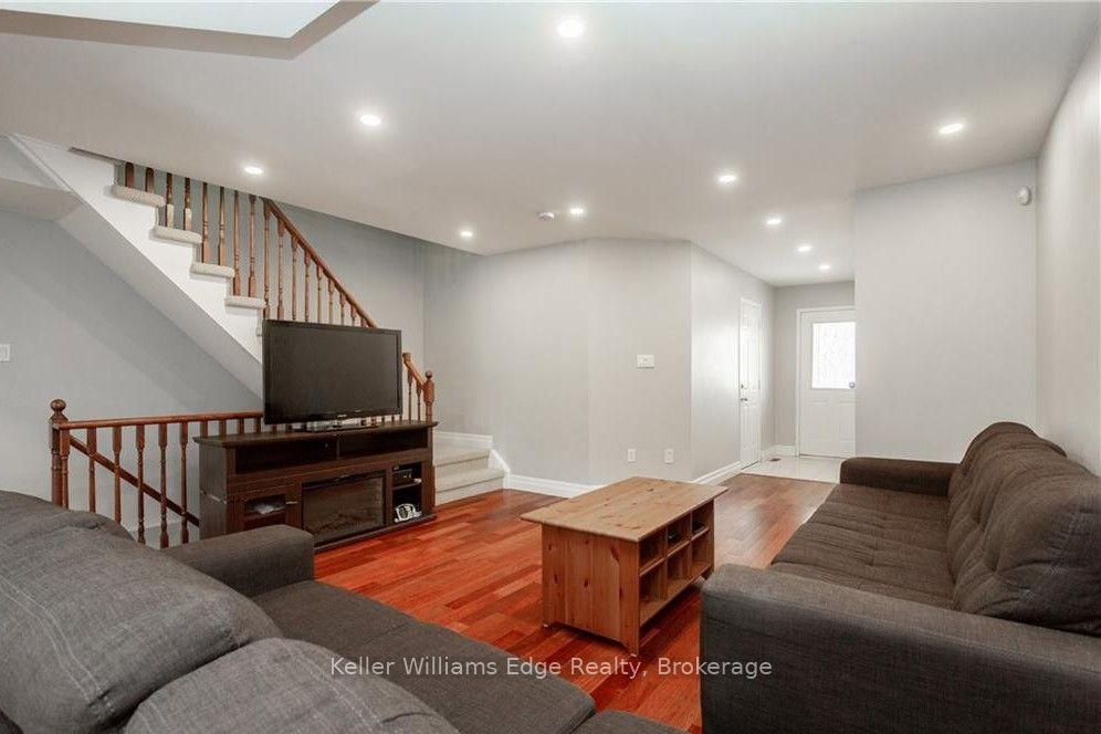 Photo 8 of Unit 32, 2920 Headon Forest Drive, Burlington, Headon — HOMEH
