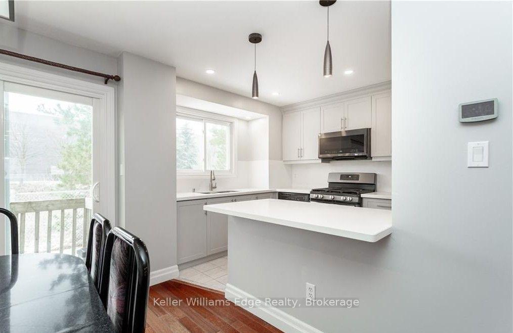 Photo 12 of Unit 32, 2920 Headon Forest Drive, Burlington, Headon — HOMEH