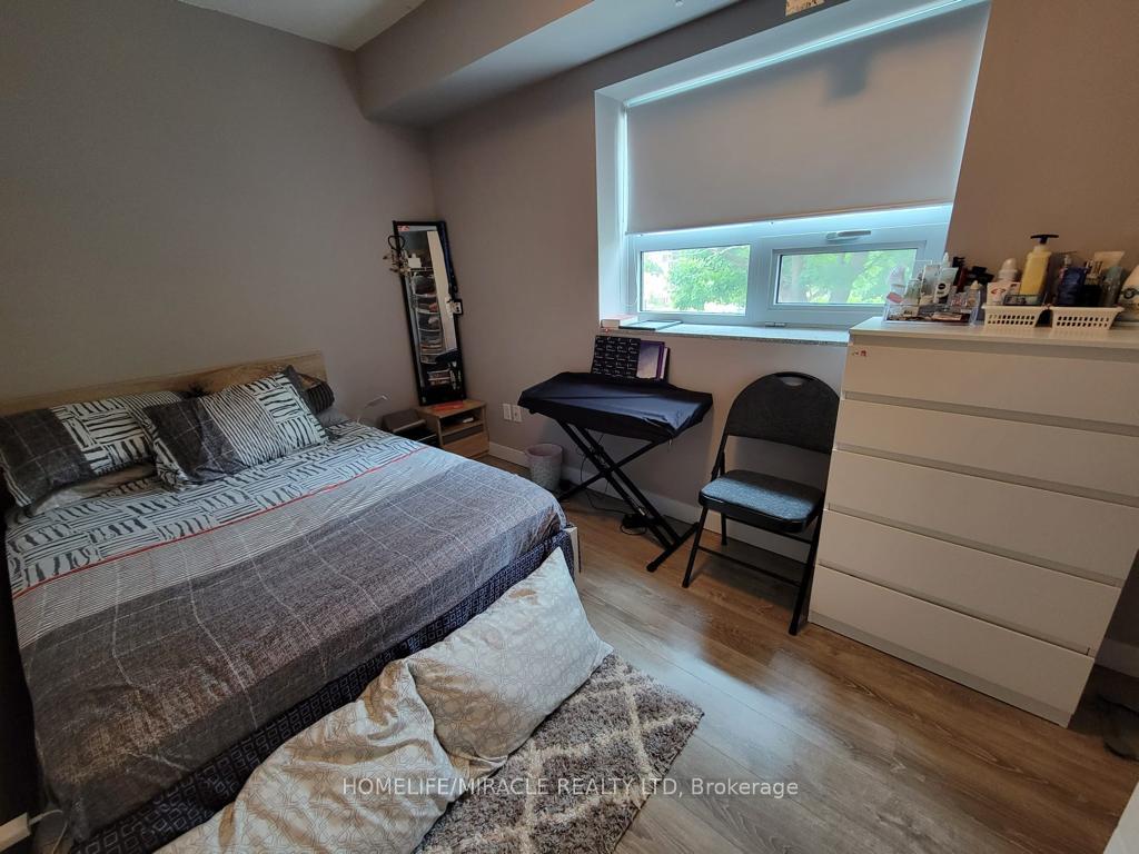 Photo 3 of Unit 207, 250 Albert Street, Waterloo, Beechwood/University — HOMEH