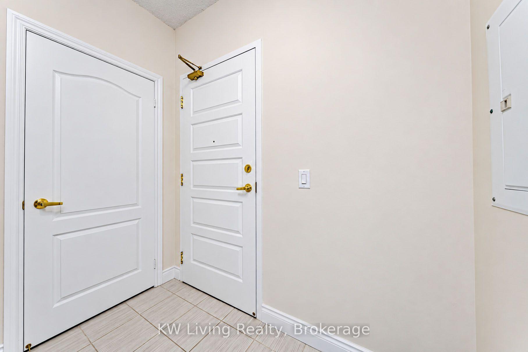 Photo 5 of Unit 751, 1 Sun Yat-Sen Avenue, Markham, Milliken Mills East — HOMEH