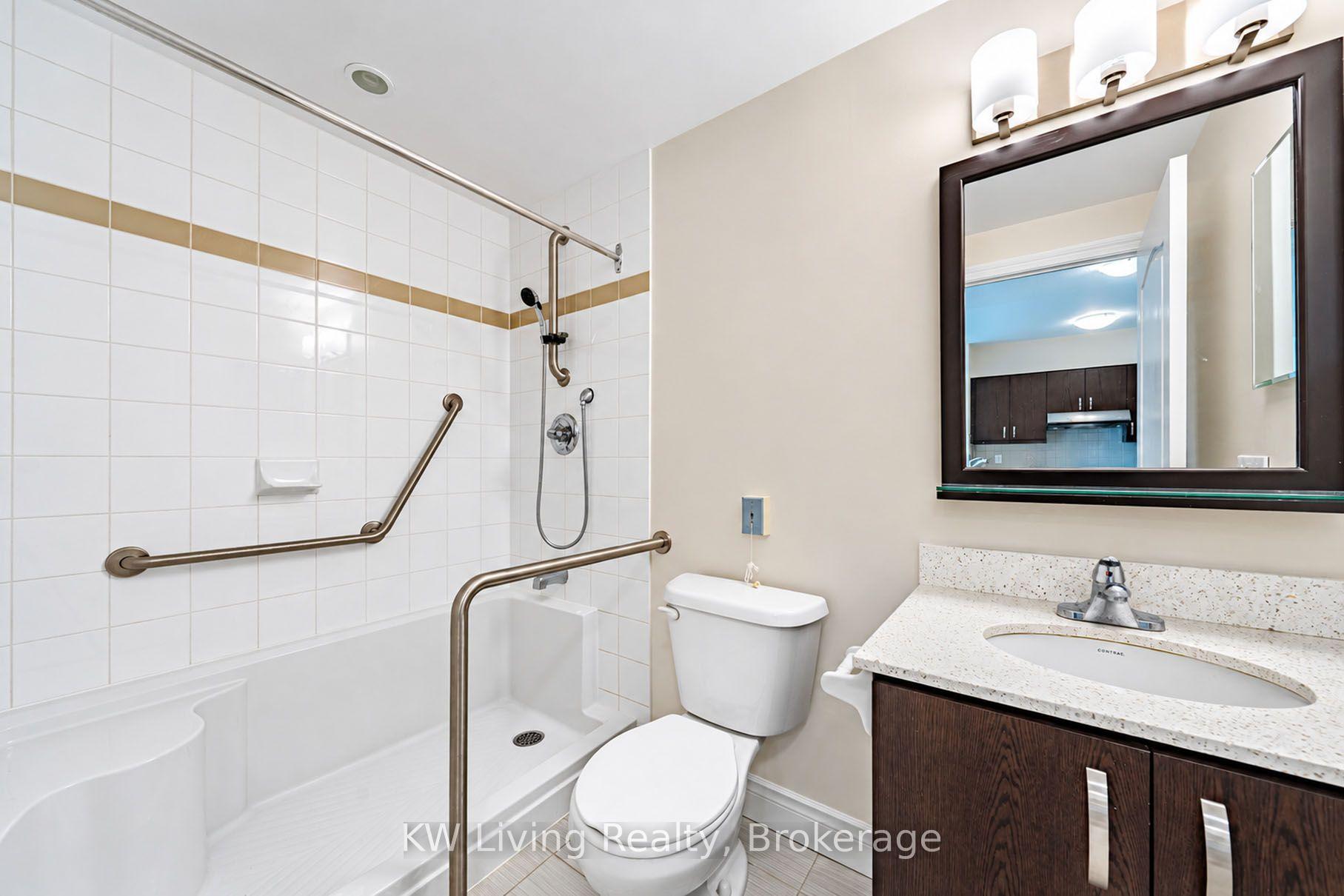 Photo 12 of Unit 751, 1 Sun Yat-Sen Avenue, Markham, Milliken Mills East — HOMEH