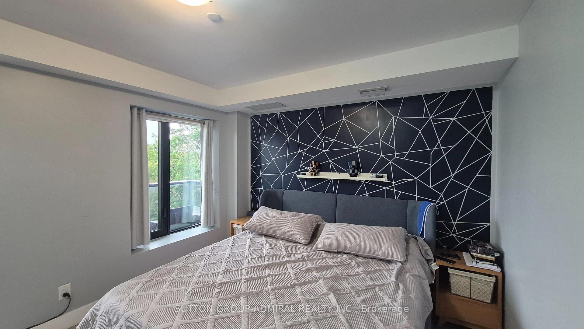 Photo 10 of Unit 302, 293 Viewmount Avenue, North York, Yorkdale-Glen Park — HOMEH