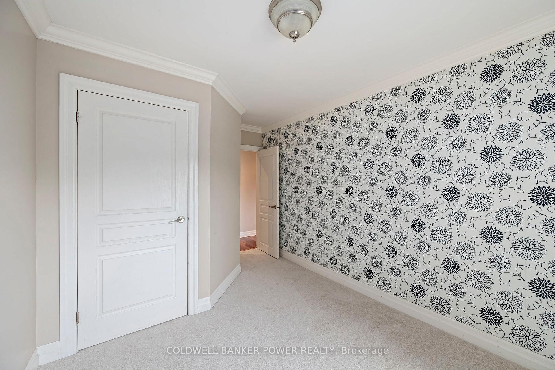 Photo 21 of Unit 403, 570 William Street, London, East F — HOMEH