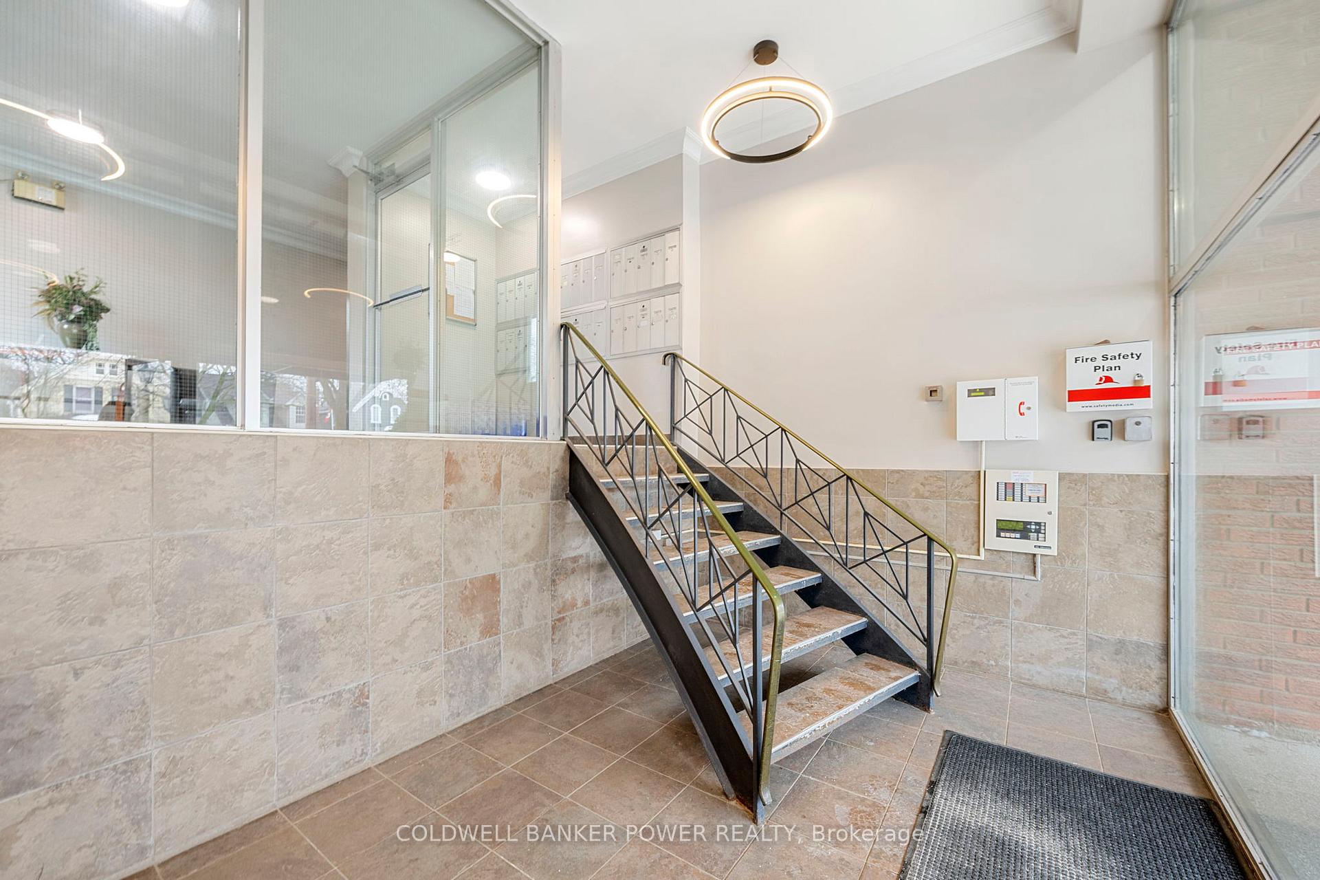 Photo 24 of Unit 403, 570 William Street, London, East F — HOMEH