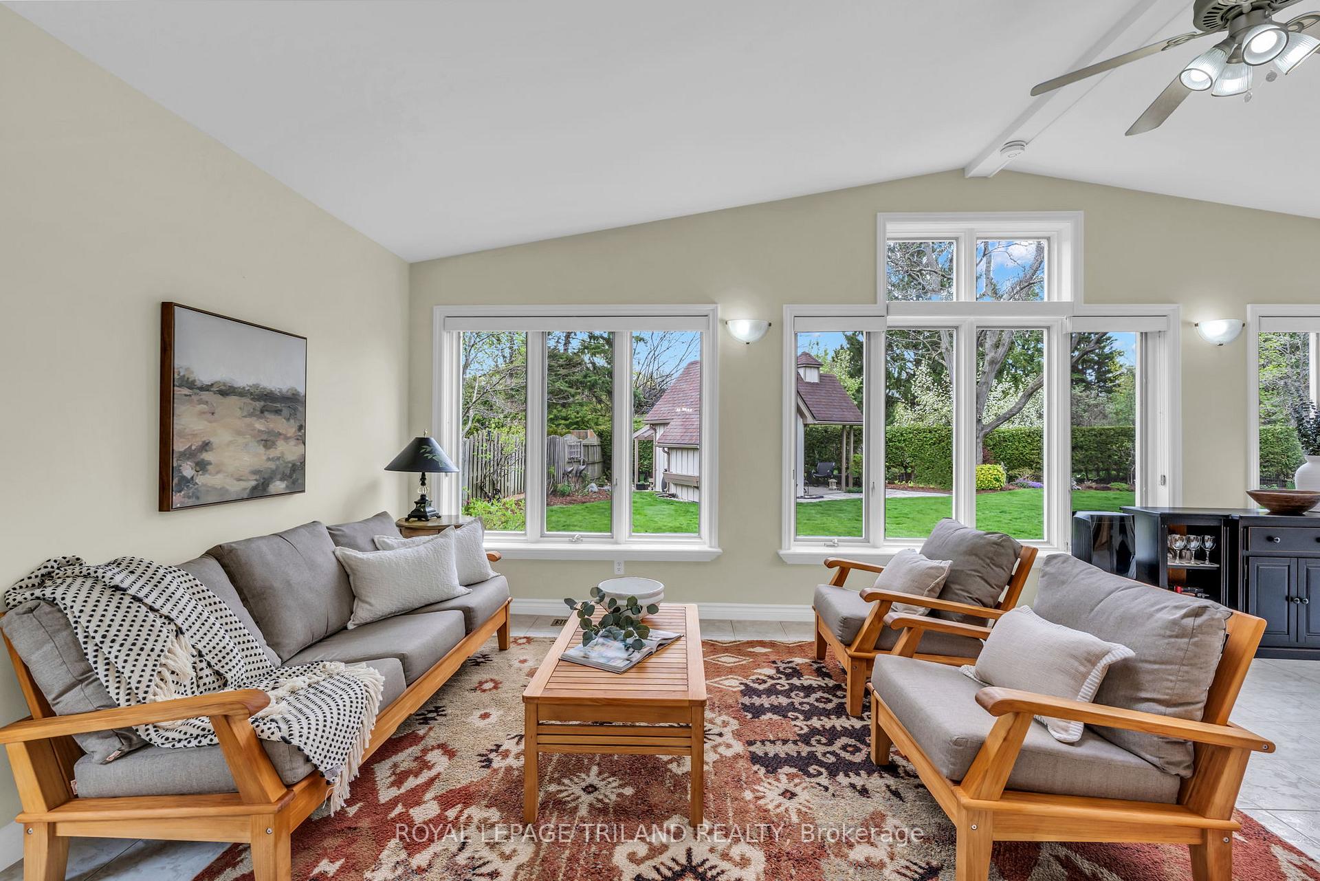 Photo 13 of 26 Northcrest Drive, London, North B — HOMEH