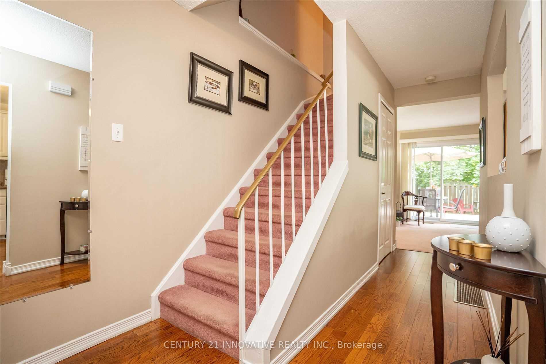 Photo 11 of 25 Gladstone Square, Brampton, Northgate — HOMEH