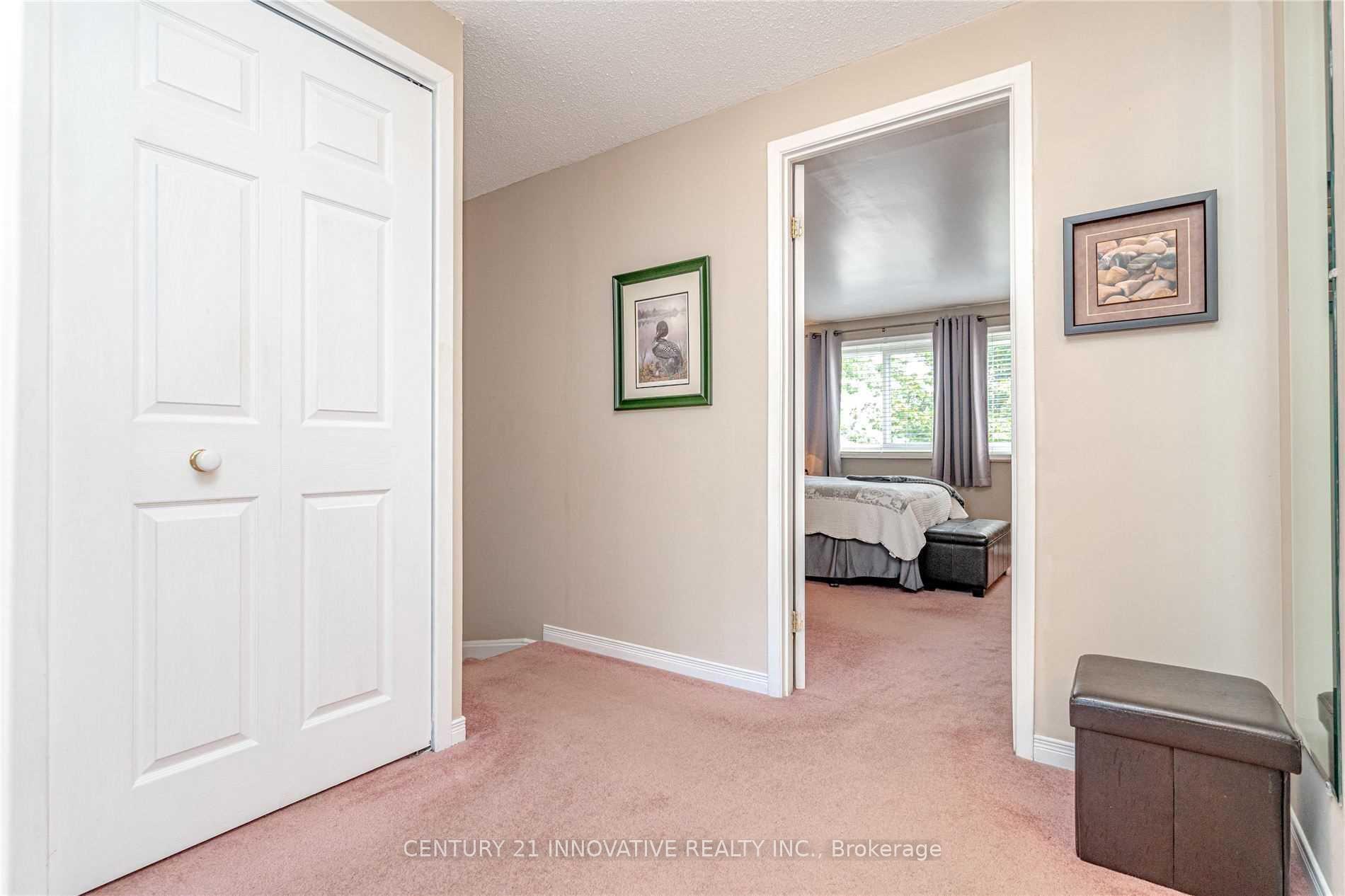 Photo 12 of 25 Gladstone Square, Brampton, Northgate — HOMEH