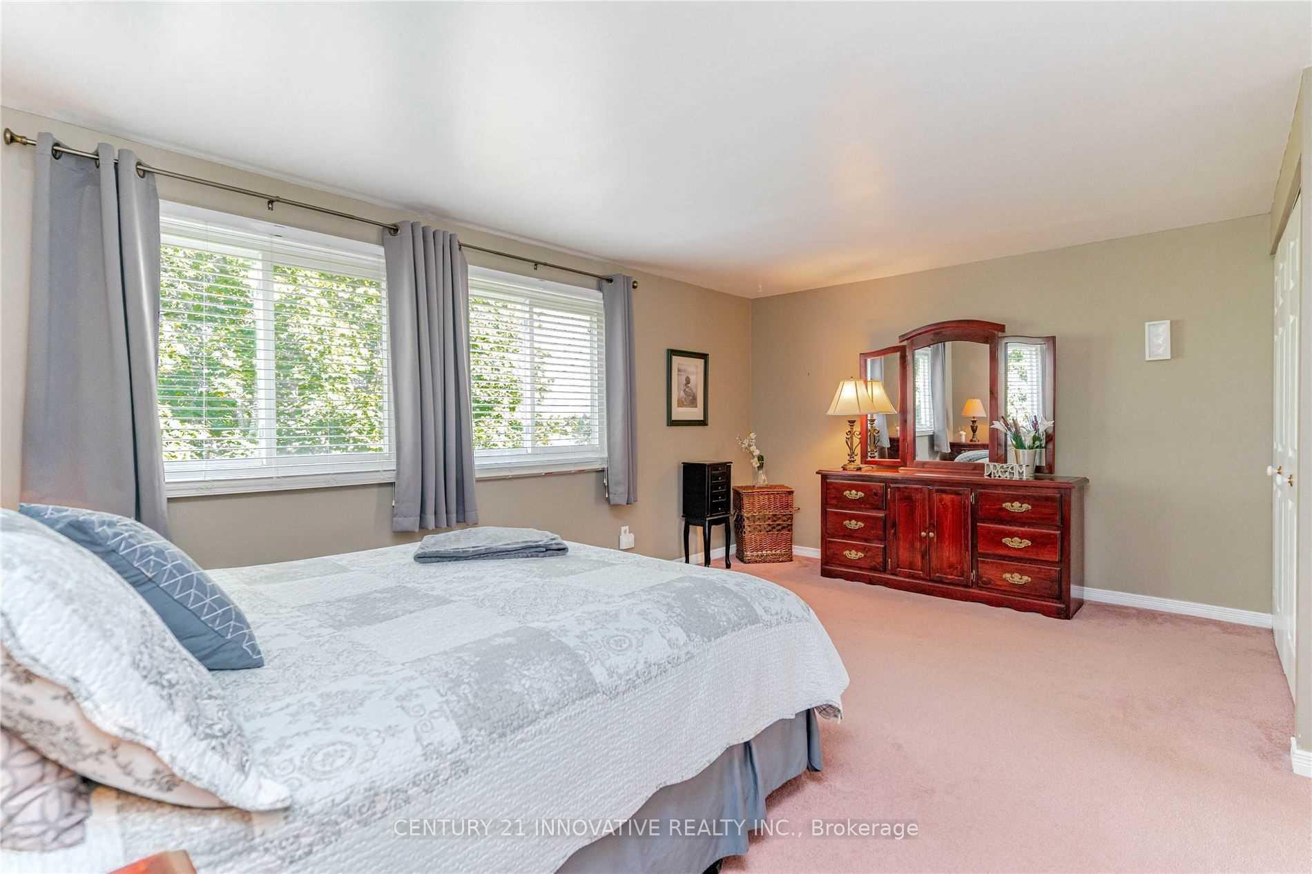Photo 15 of 25 Gladstone Square, Brampton, Northgate — HOMEH