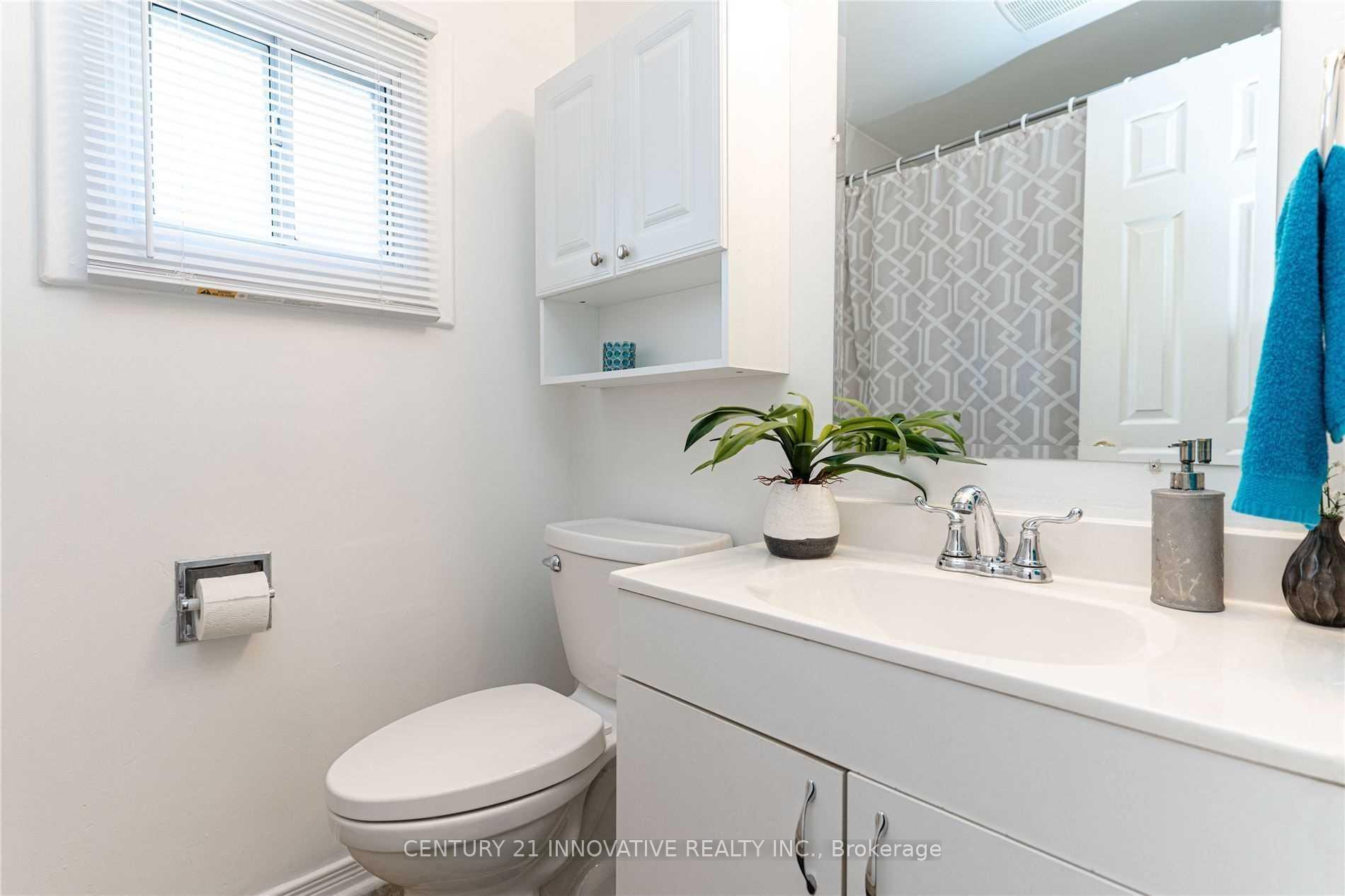 Photo 16 of 25 Gladstone Square, Brampton, Northgate — HOMEH