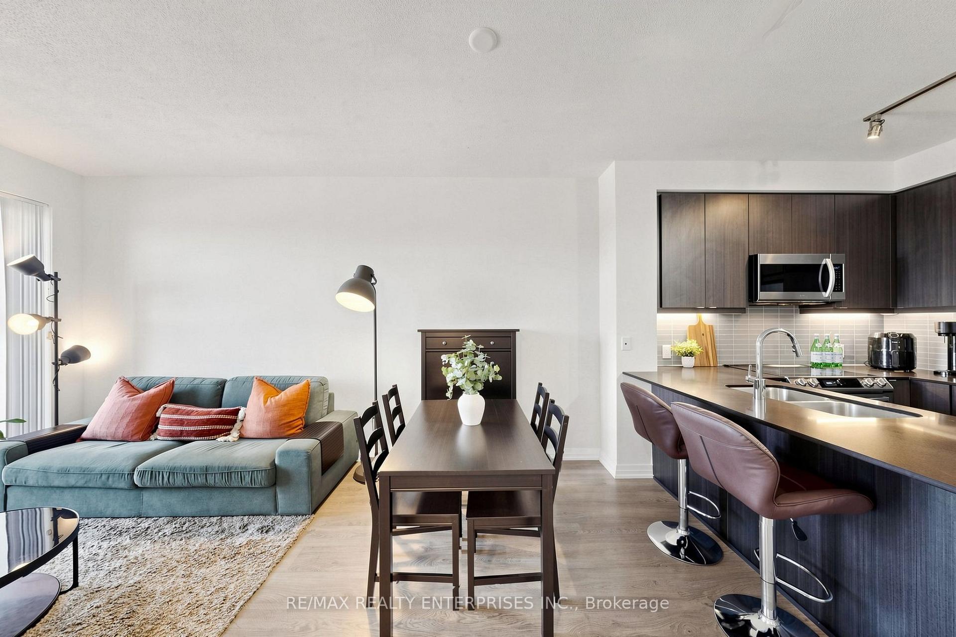 Photo 3 of Unit 712, 50 Thomas Riley Road, Etobicoke, Islington-City Centre West — HOMEH