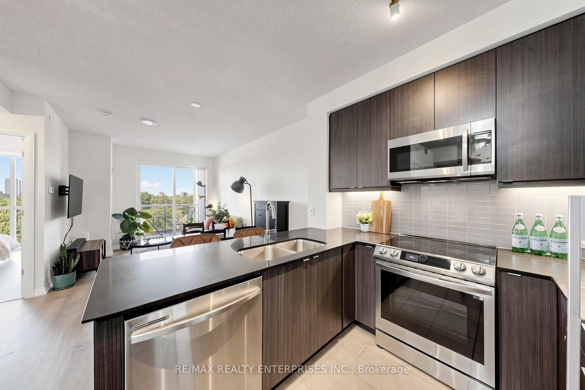 Photo 4 of Unit 712, 50 Thomas Riley Road, Etobicoke, Islington-City Centre West — HOMEH