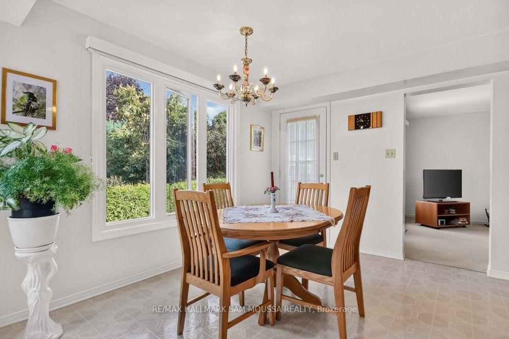 Photo 16 of 1104 Grenon Avenue, Ottawa, Fairfield Heights — HOMEH