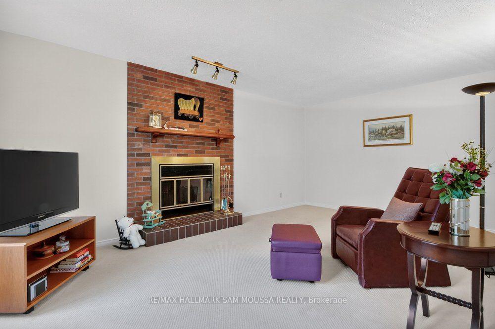 Photo 17 of 1104 Grenon Avenue, Ottawa, Fairfield Heights — HOMEH