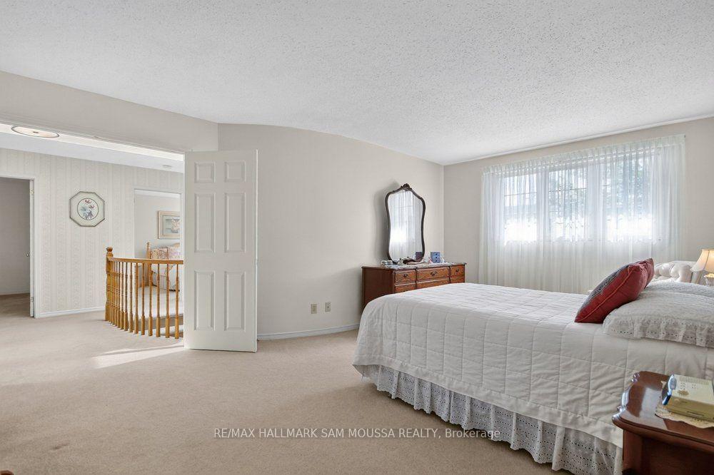 Photo 24 of 1104 Grenon Avenue, Ottawa, Fairfield Heights — HOMEH