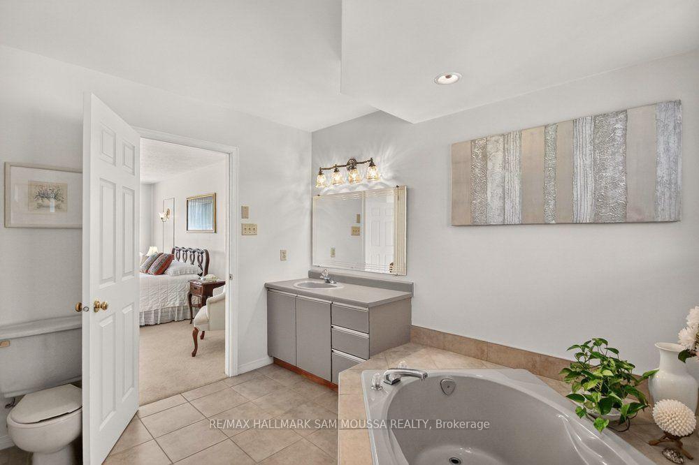 Photo 27 of 1104 Grenon Avenue, Ottawa, Fairfield Heights — HOMEH