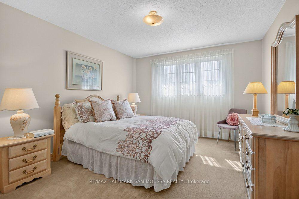 Photo 29 of 1104 Grenon Avenue, Ottawa, Fairfield Heights — HOMEH