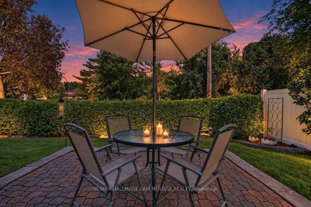 Photo 43 of 1104 Grenon Avenue, Ottawa, Fairfield Heights — HOMEH