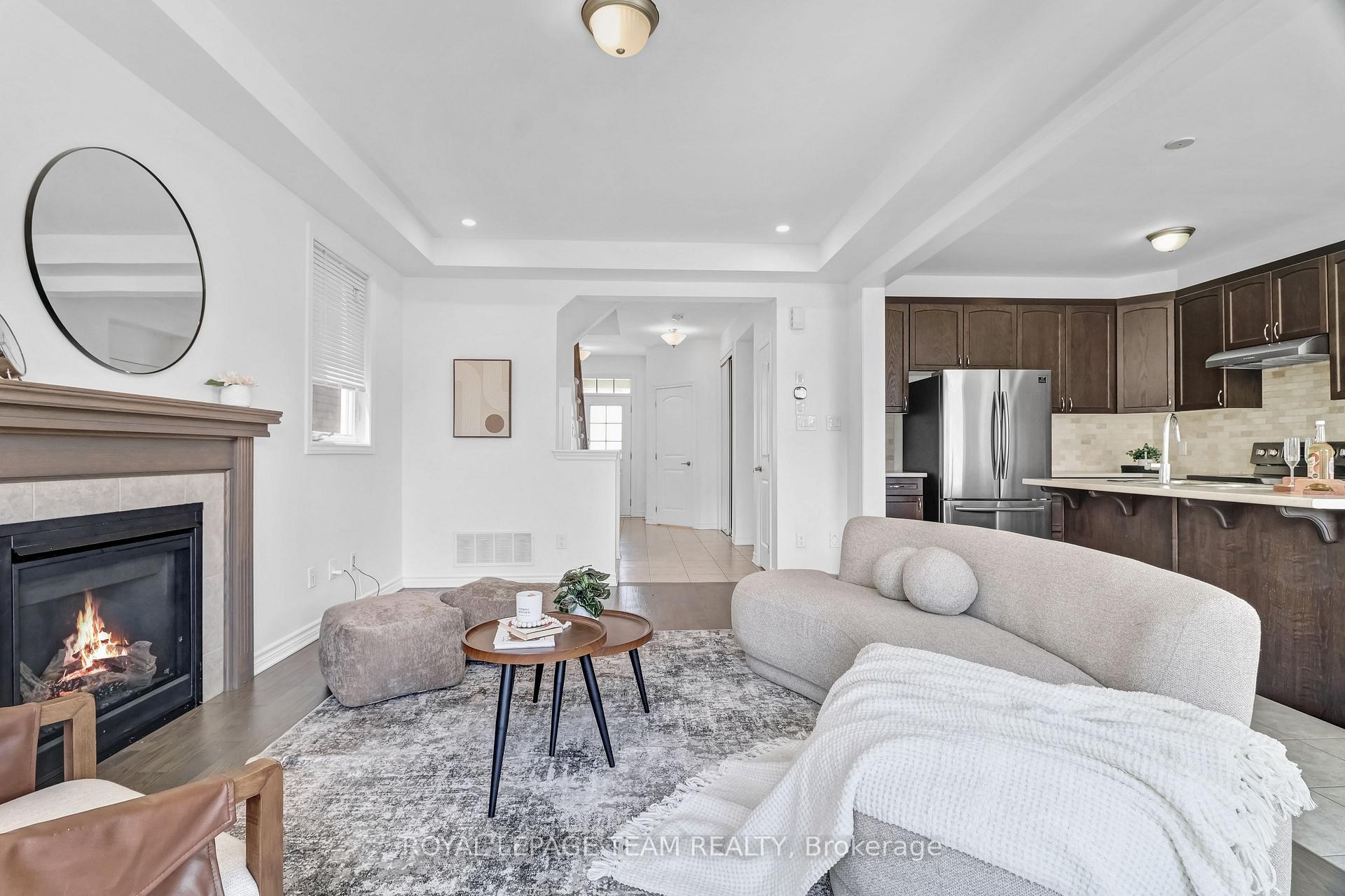Photo 7 of 4852 Abbott Street E, Ottawa, Kanata - Emerald Meadows/Trailwest — HOMEH