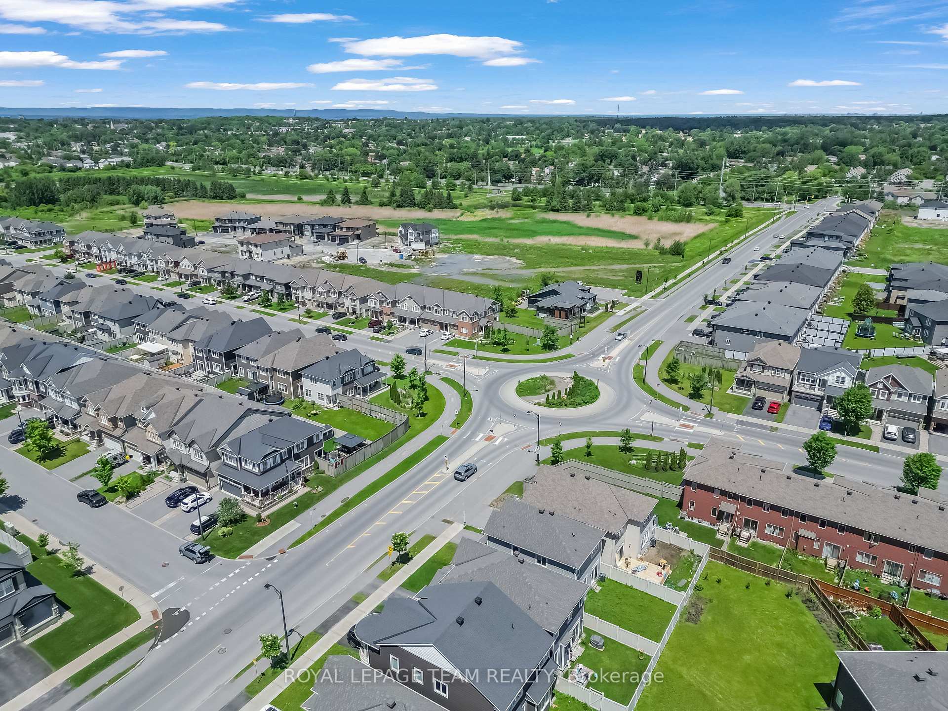 Photo 29 of 4852 Abbott Street E, Ottawa, Kanata - Emerald Meadows/Trailwest — HOMEH