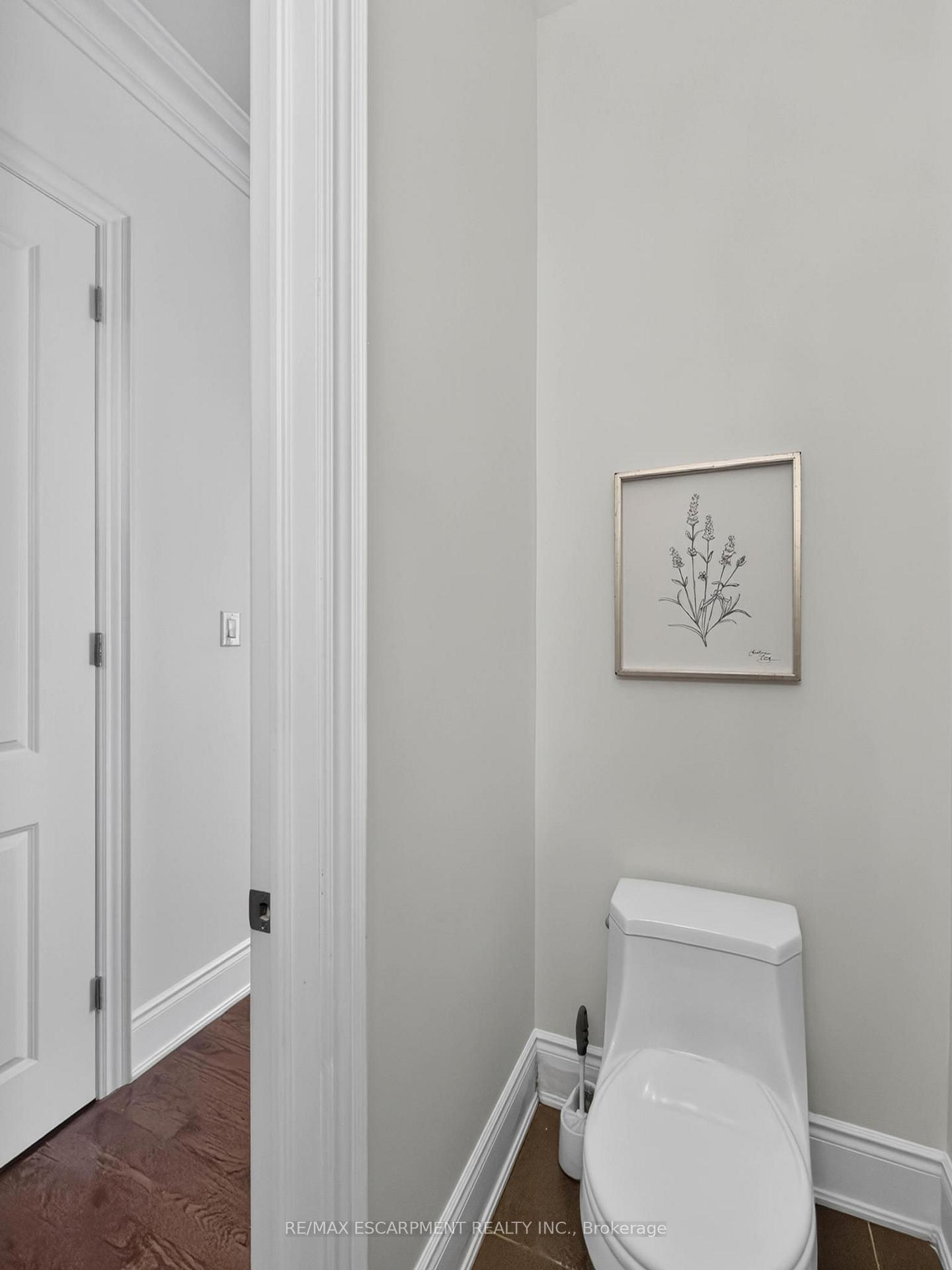 Photo 28 of 2121 Blackforest Crescent, Oakville, Westmount — HOMEH