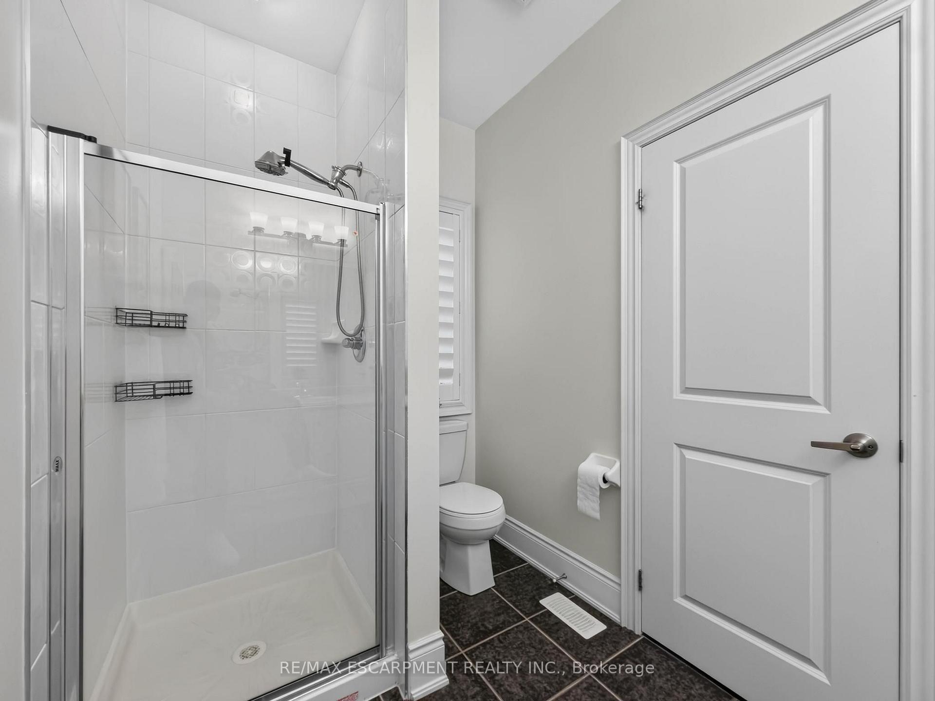 Photo 48 of 2121 Blackforest Crescent, Oakville, Westmount — HOMEH