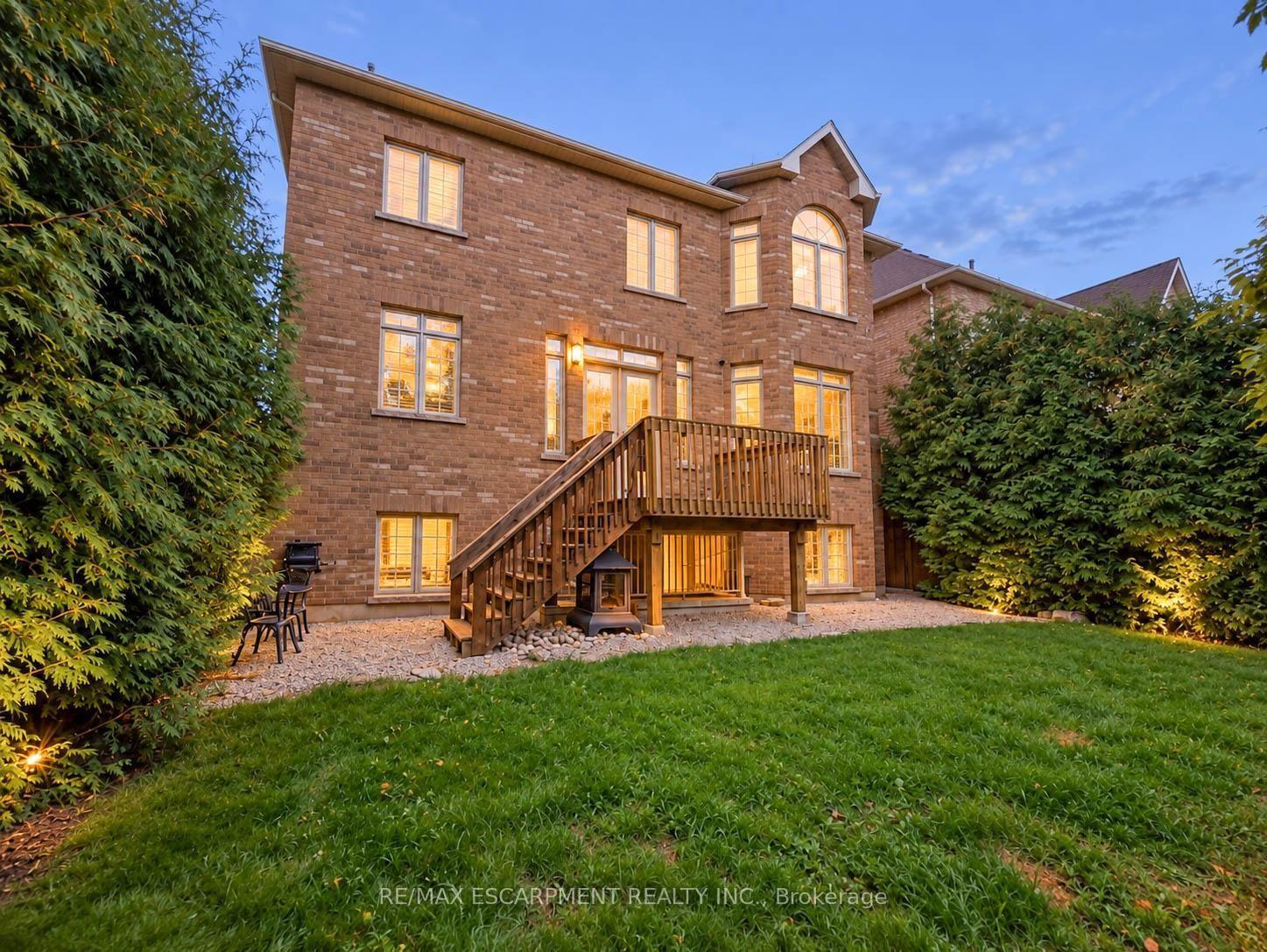 Photo 52 of 2121 Blackforest Crescent, Oakville, Westmount — HOMEH