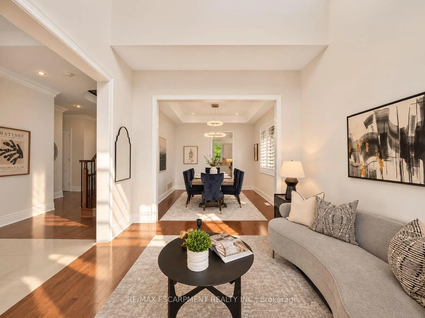 Photo 11 of 2121 Blackforest Crescent, Oakville, Westmount — HOMEH