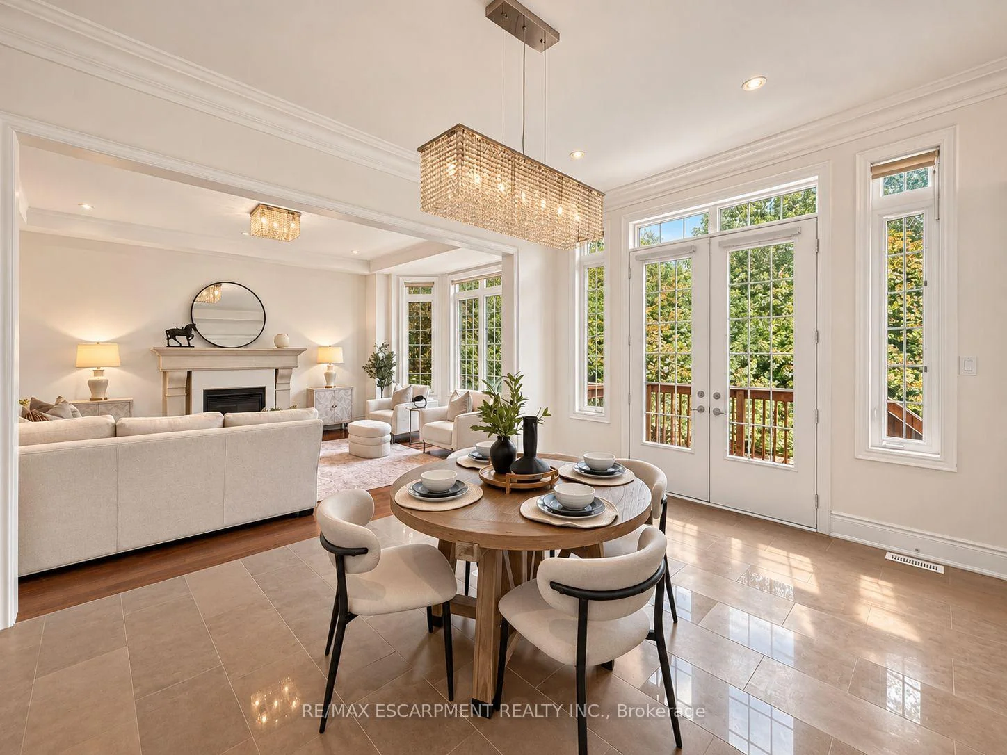Photo 19 of 2121 Blackforest Crescent, Oakville, Westmount — HOMEH