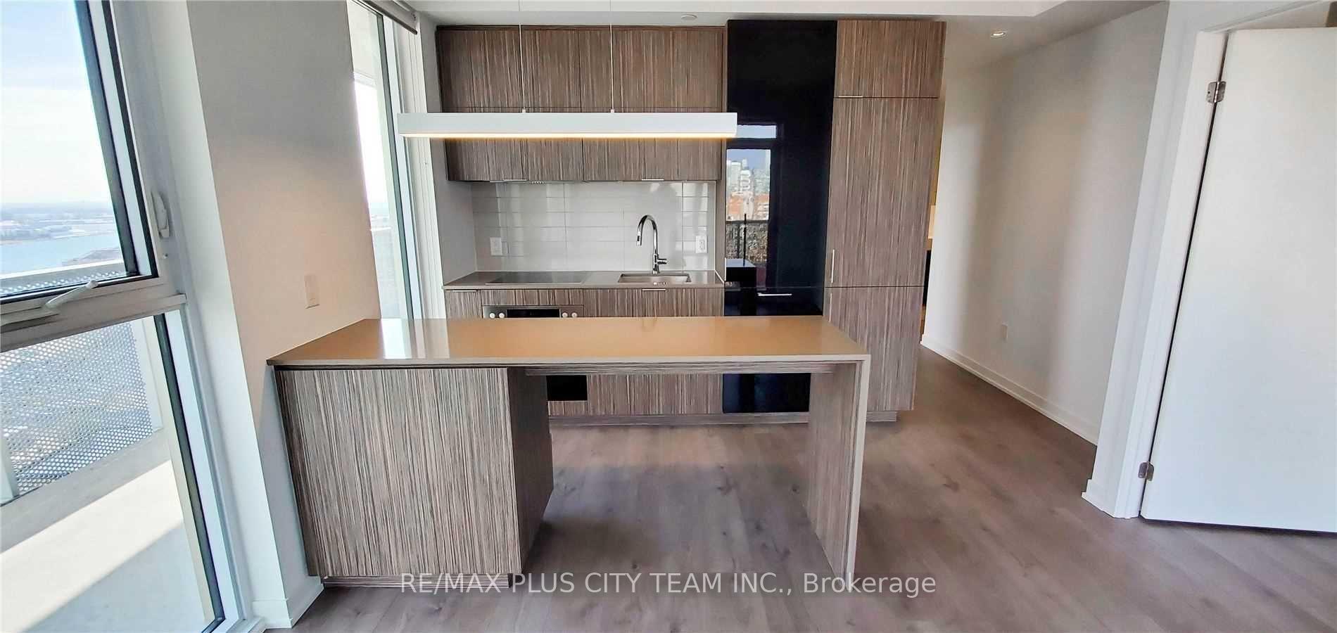 Photo 5 of Unit 1510, 20 Richardson Street, Toronto, Waterfront Communities — HOMEH
