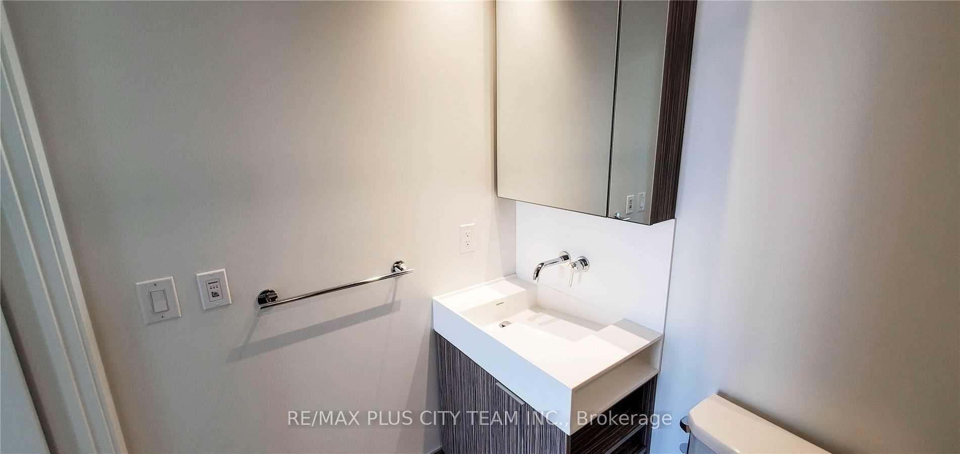 Photo 11 of Unit 1510, 20 Richardson Street, Toronto, Waterfront Communities — HOMEH