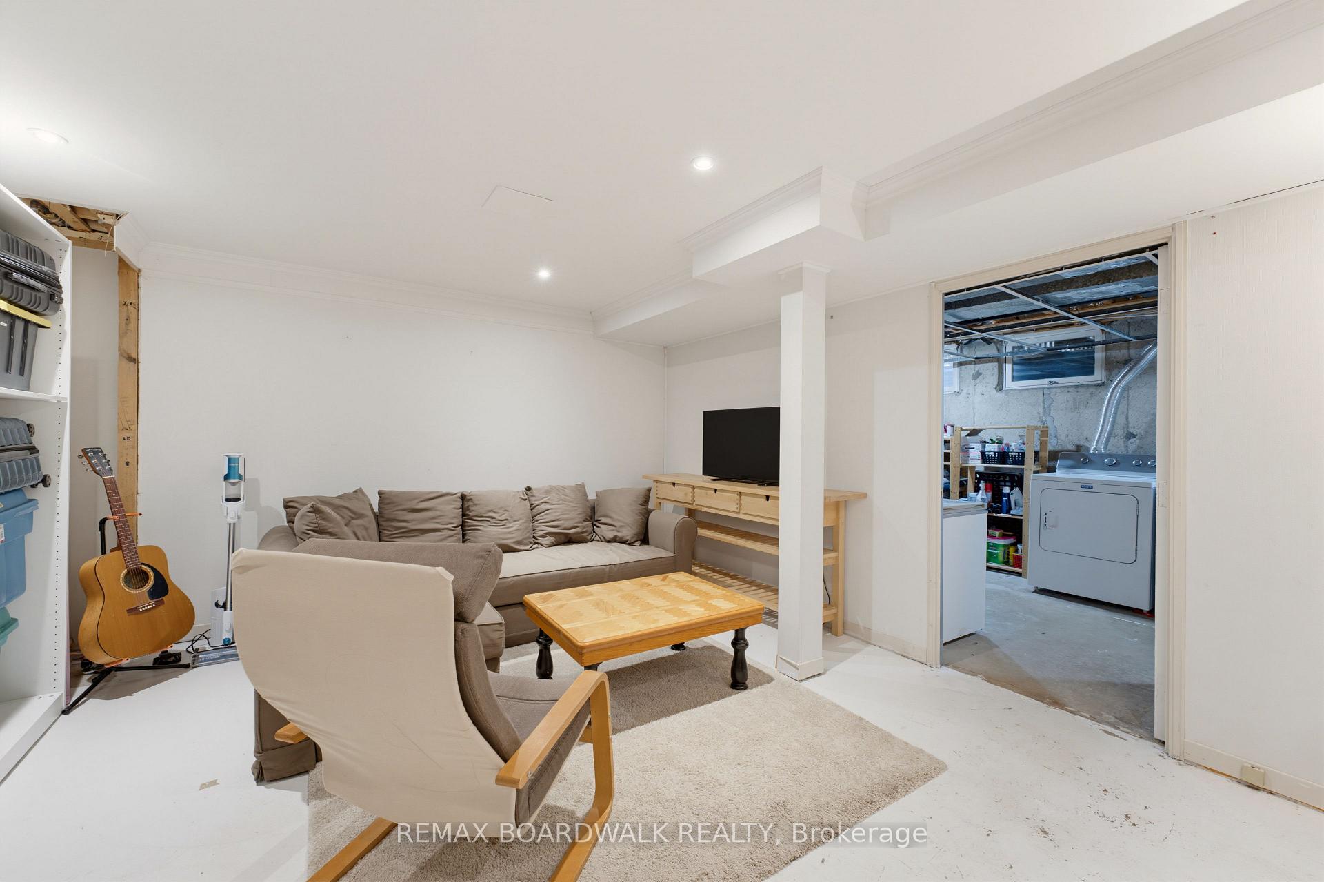 Photo 23 of 238 McElroy Drive, Ottawa, Kanata - Glencairn/Hazeldean — HOMEH