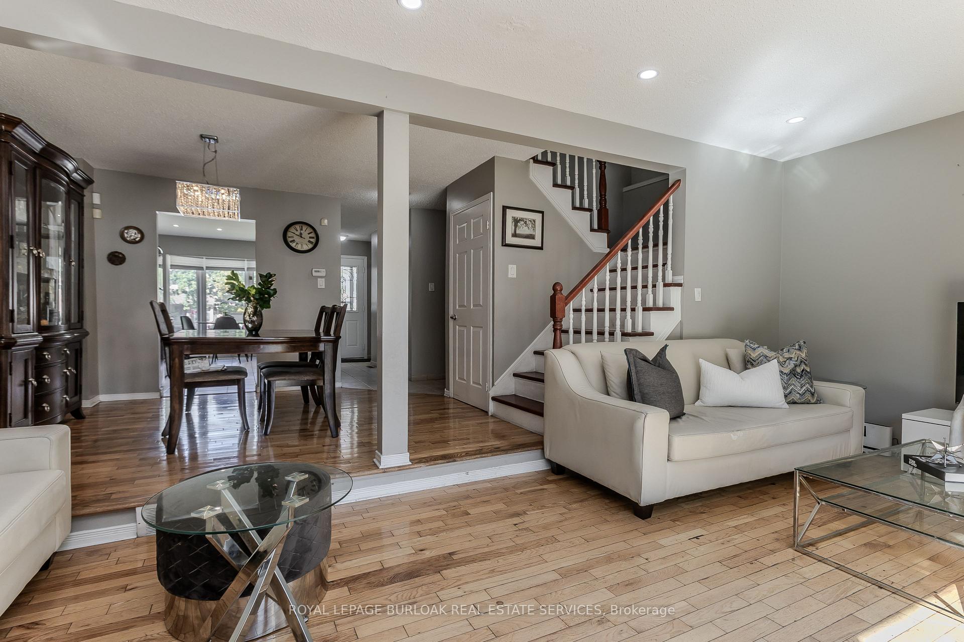 Photo 7 of 14 Ellington Avenue, Hamilton, Stoney Creek — HOMEH