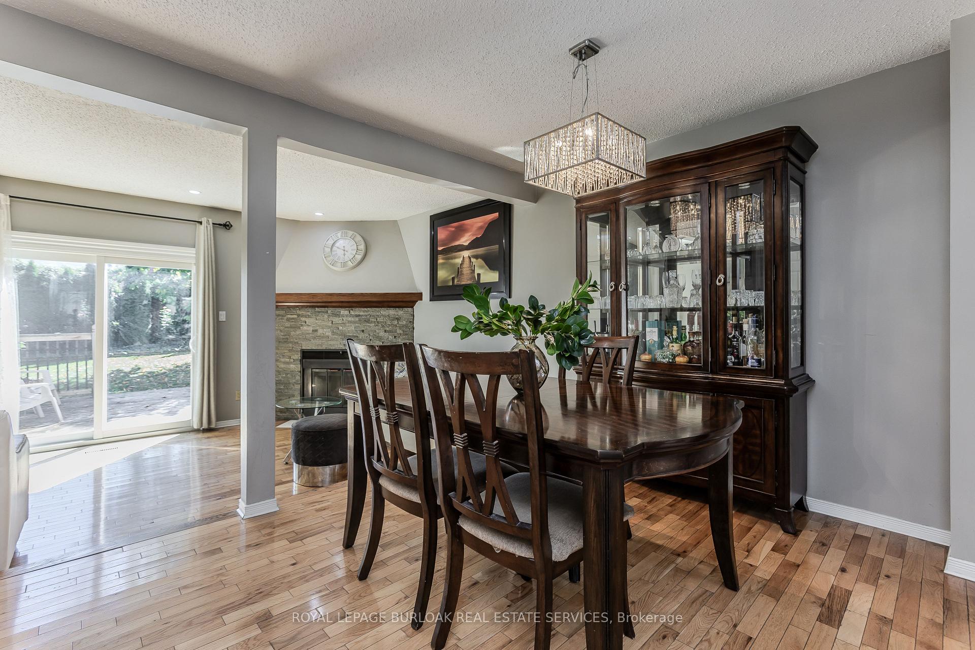 Photo 10 of 14 Ellington Avenue, Hamilton, Stoney Creek — HOMEH