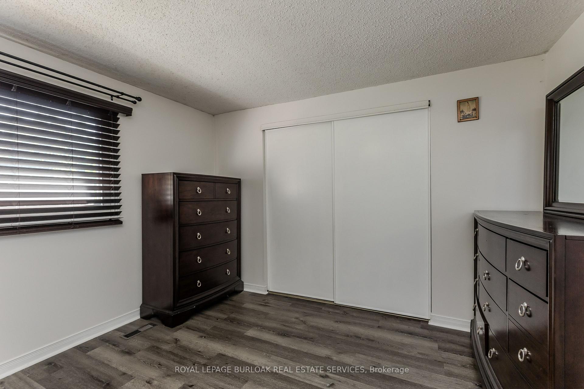 Photo 12 of 14 Ellington Avenue, Hamilton, Stoney Creek — HOMEH